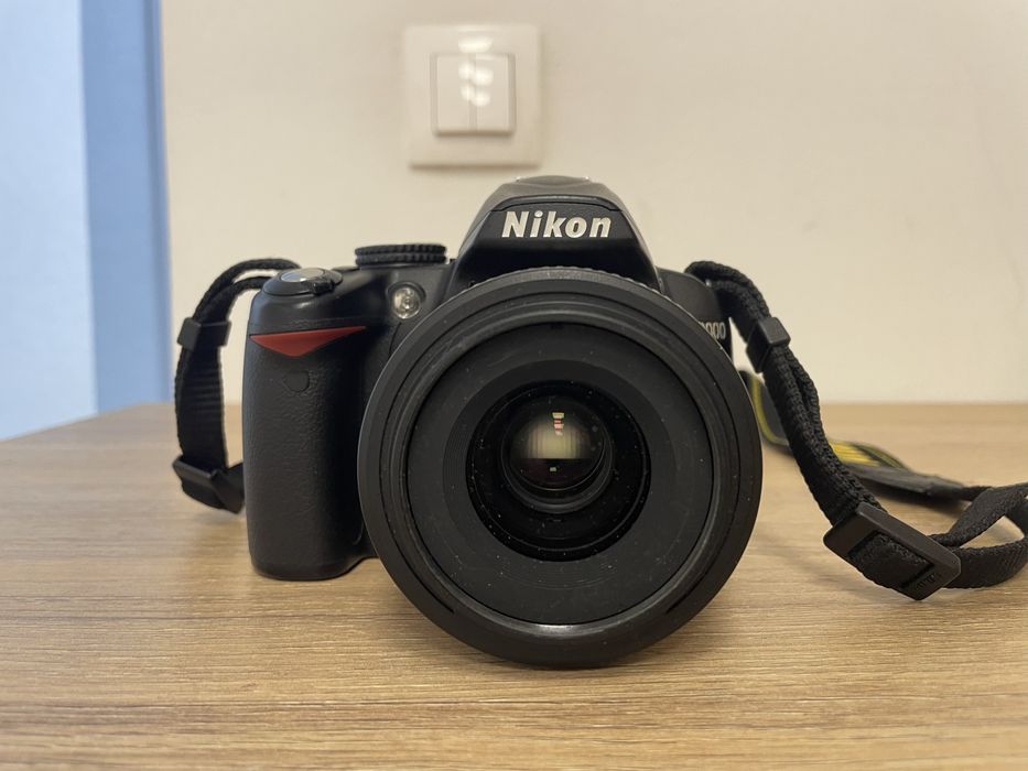 Продам фотоаппорат nikon d3000