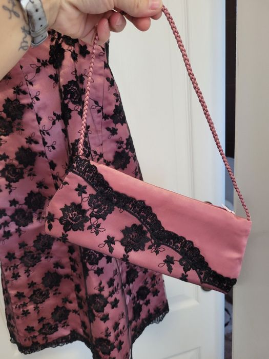 Къса официална дантелена рокля