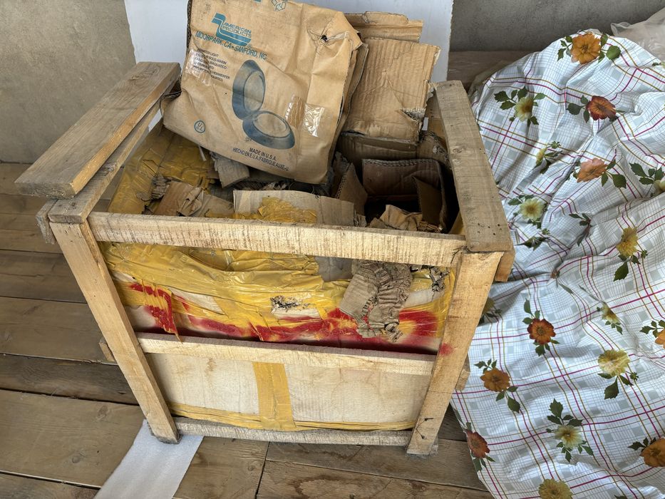 Продам оборудование доя бассейна, бойлер Аристон,,робот -пылесос…