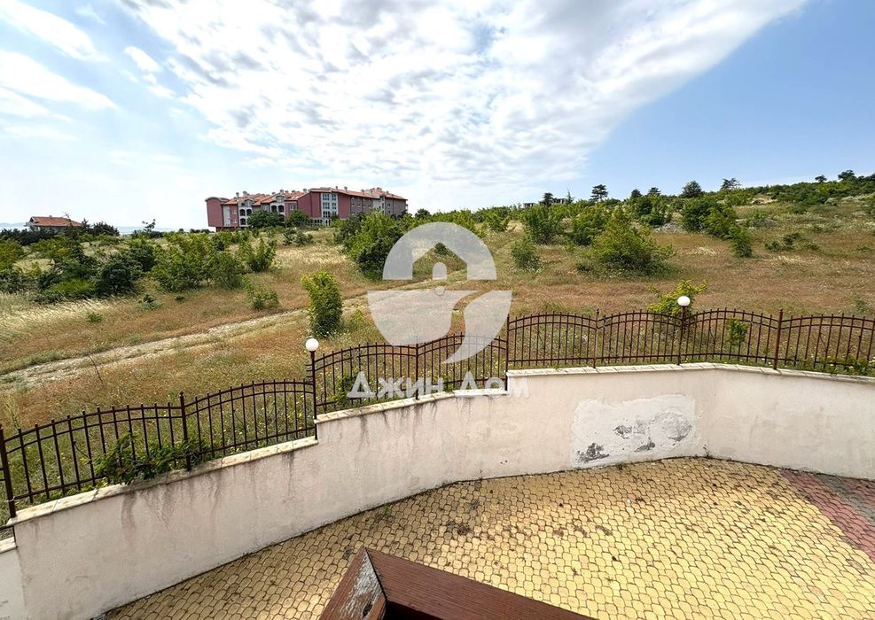 Продава се Тристаен апартамент в с. Кошарица, Област Бургас - 72 кв.м за 1049 €/кв.м - Снимка #7