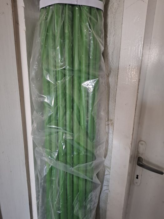 Градински колчета 2 м. 40 броя.