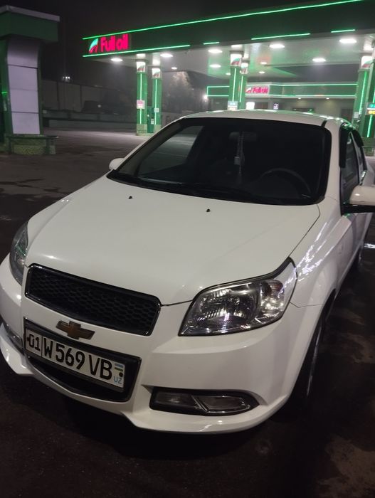 Nexia 3 Avtomat Evro pozitsya.