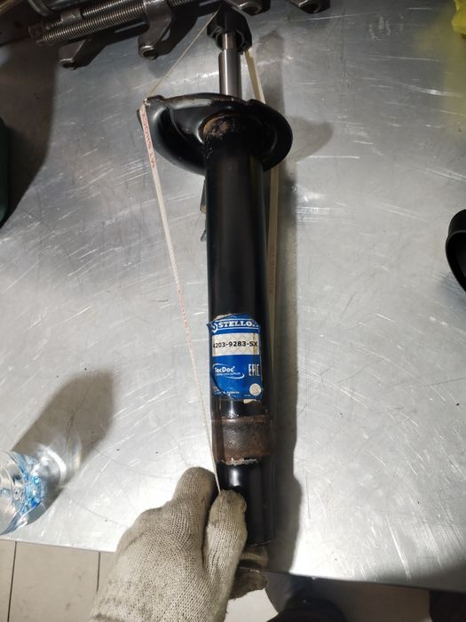 Стоики бмв е 46 передние и задние