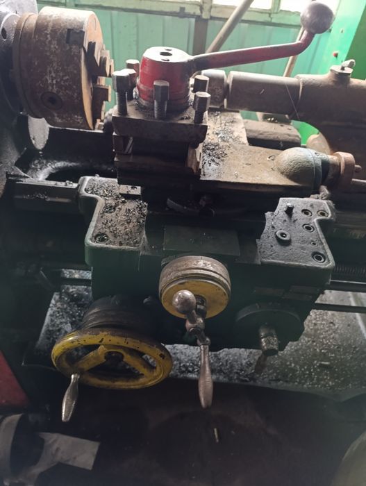 Токарный станок 1Б61А