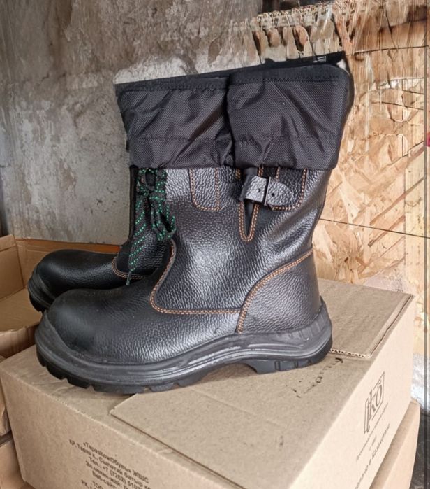 Сапоги рабочие, кирзовые, с защитой от тока