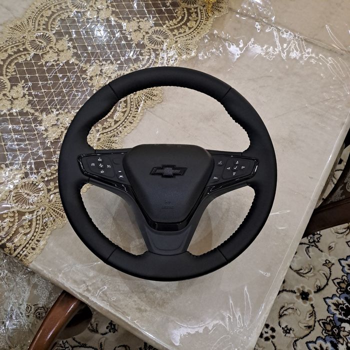 Рул ARGINAL Malibu 2 Black Edition holati Yengidek futulka qoqlgan Rul