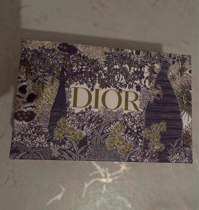 продам кроссовки dior