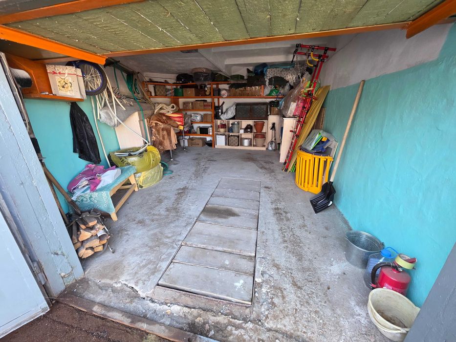 Гараж в Планете.