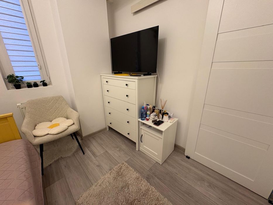 Garsoniera de vanzare