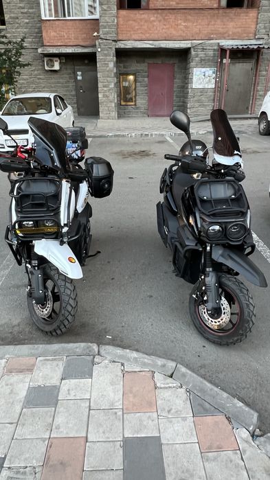 Скутер Vilimi Tank 150