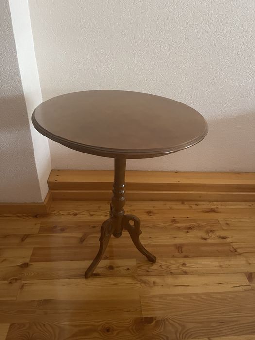 стол декоративный