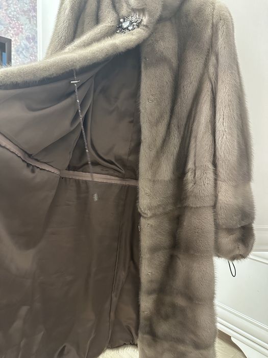Норковая шуба оригинал продается