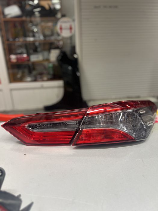 Фары на камри 70