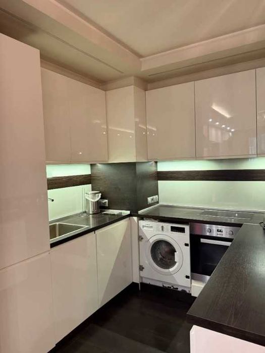 Дава се под наем Тристаен апартамент в София, Красно село - 84 кв.м за 900 € - Снимка #2