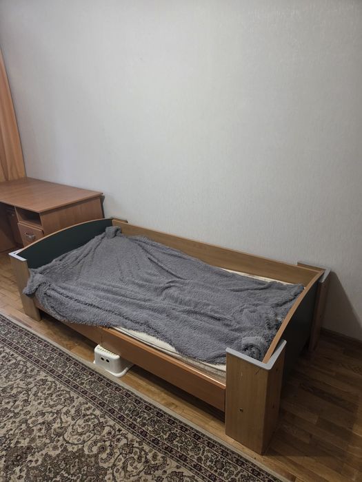 Отдаю даром мебель
