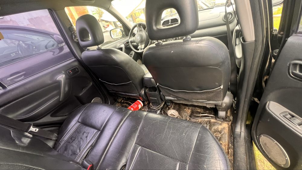 Toyota Rav4 2004 2.0 D-4D