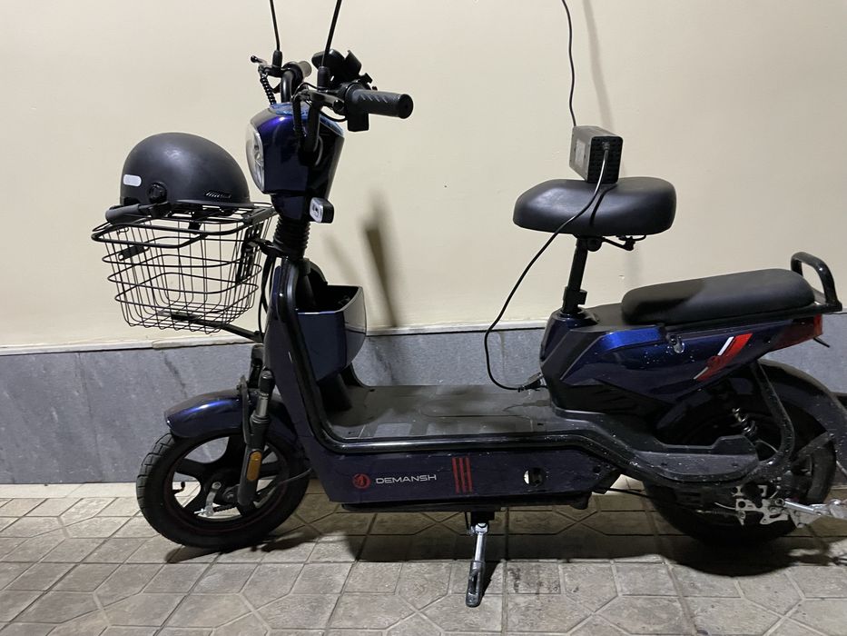 Skuter elektro yangi