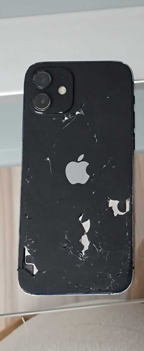 iPhone 12 + iPad Air 16 GB – Pachet , Pret: 1049 lei,negociabil.