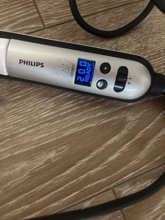 Ondulator / placă de păr Philips HP4607 Ionic – funcționează perfect