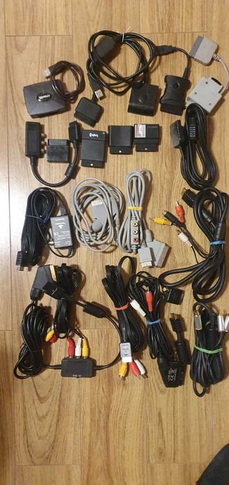 Controllere si accesorii Playstation 1,2,3,4