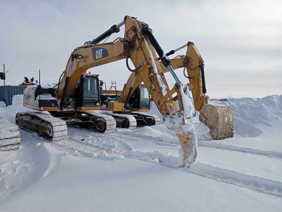 Сдам в аренду эксковаторы  и самосвалы