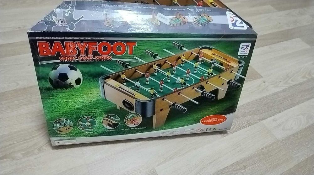 Masă de fotbal cu teren și picioare scurte, 69,5 x 36,5 x 22 cm
