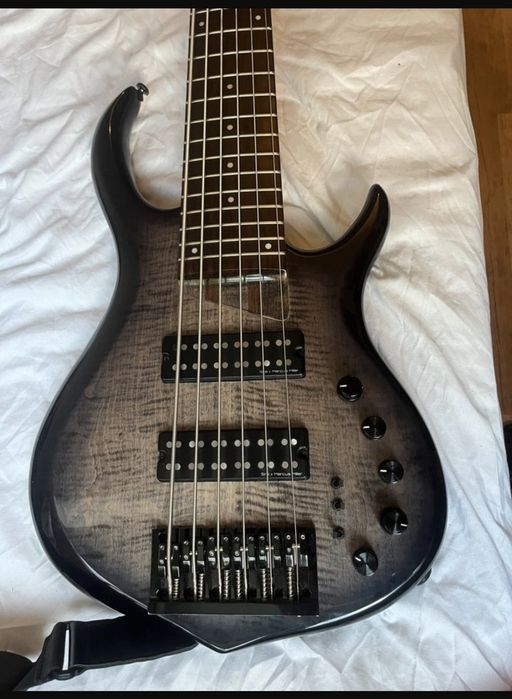 Sire Marcus Miller m7 6