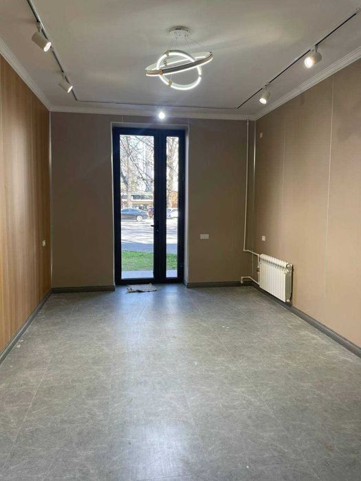 Продается Нежилой помещения  Новомосковская, Дархан, напротив Safia