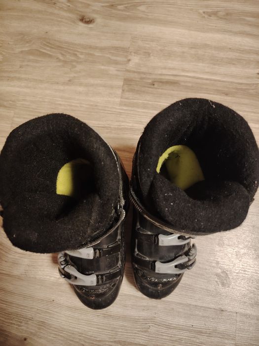 Ски обувки 24...