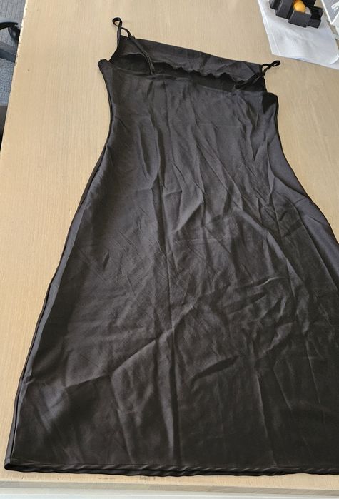 Rochie midi neagra de vara