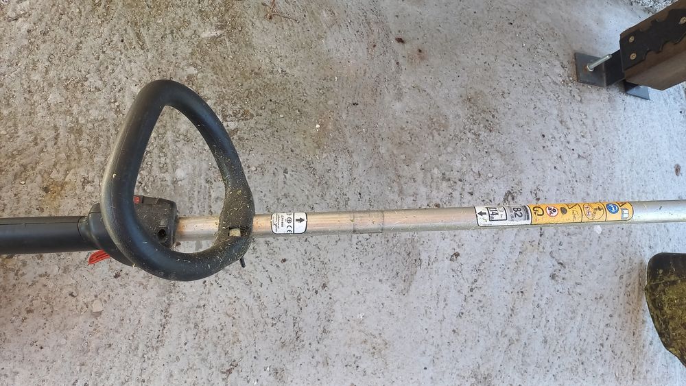 Тример Husqvarna щил