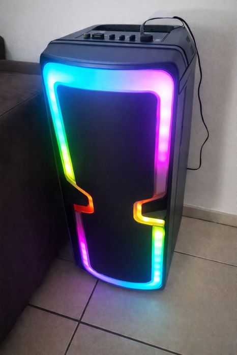 Bluetooth Тонколона , Led осветление, 2 х 8 инча ,Микрофон