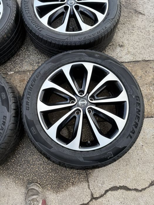 Джанти с гуми за нисан 18”