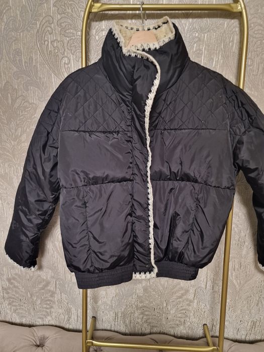 Urgent Geaca chanel M