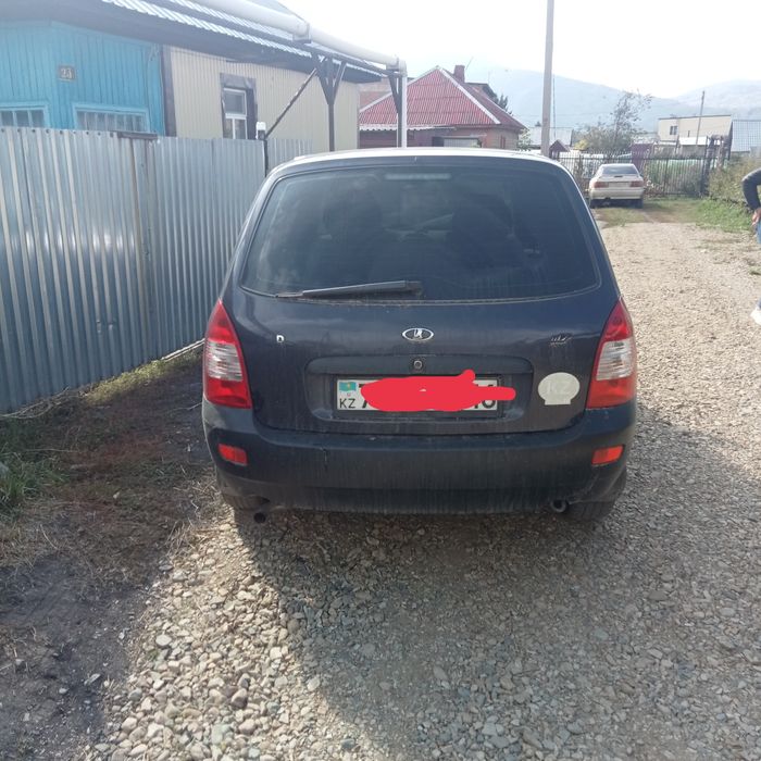 Продам машину ваз11174