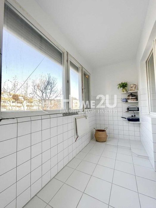 Четири стаи!! Асансьор!! Възраждане!!