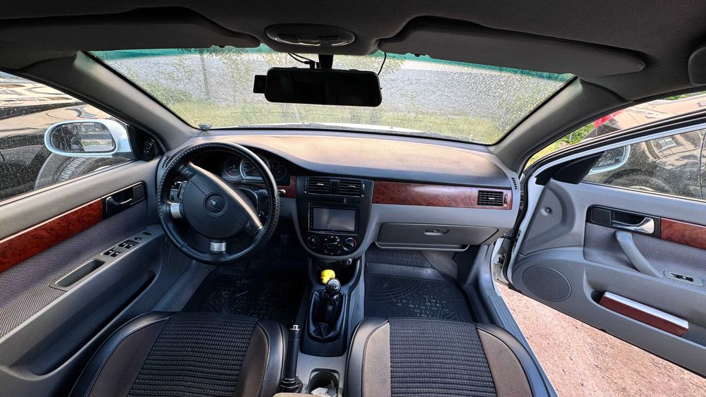 Продается Lacetti 2012 года
