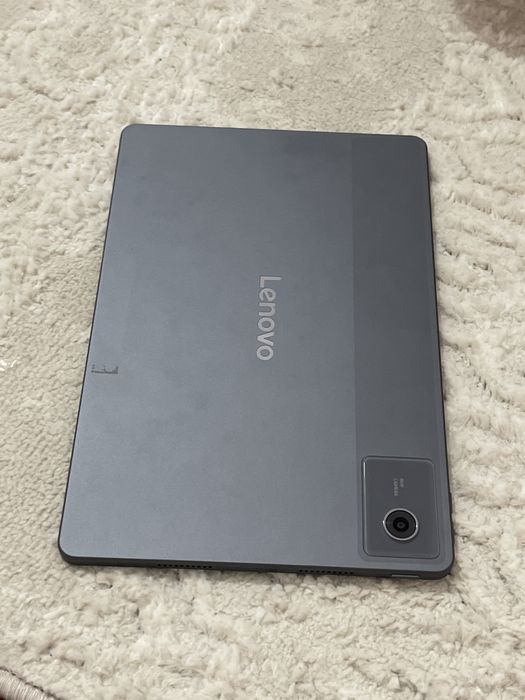 Планшет Lenovo для работы и игр