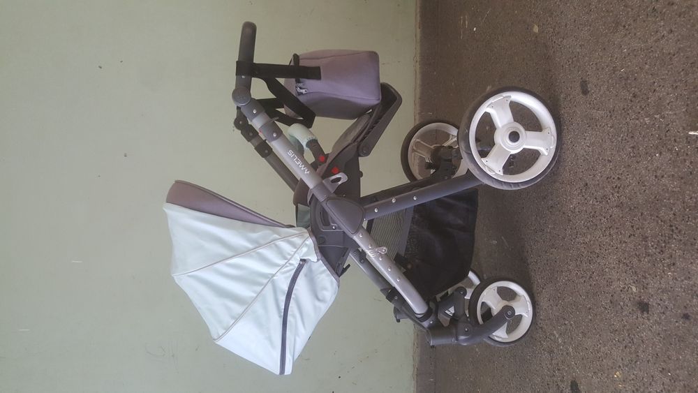 Детска количка две в едно