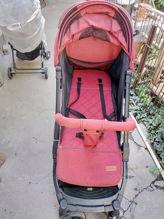 Коляска прогулочная