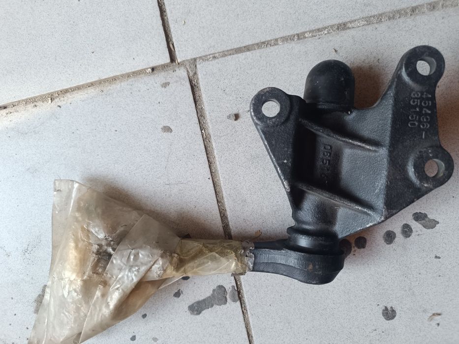 Рулевой маятник Toyota 4runner 130