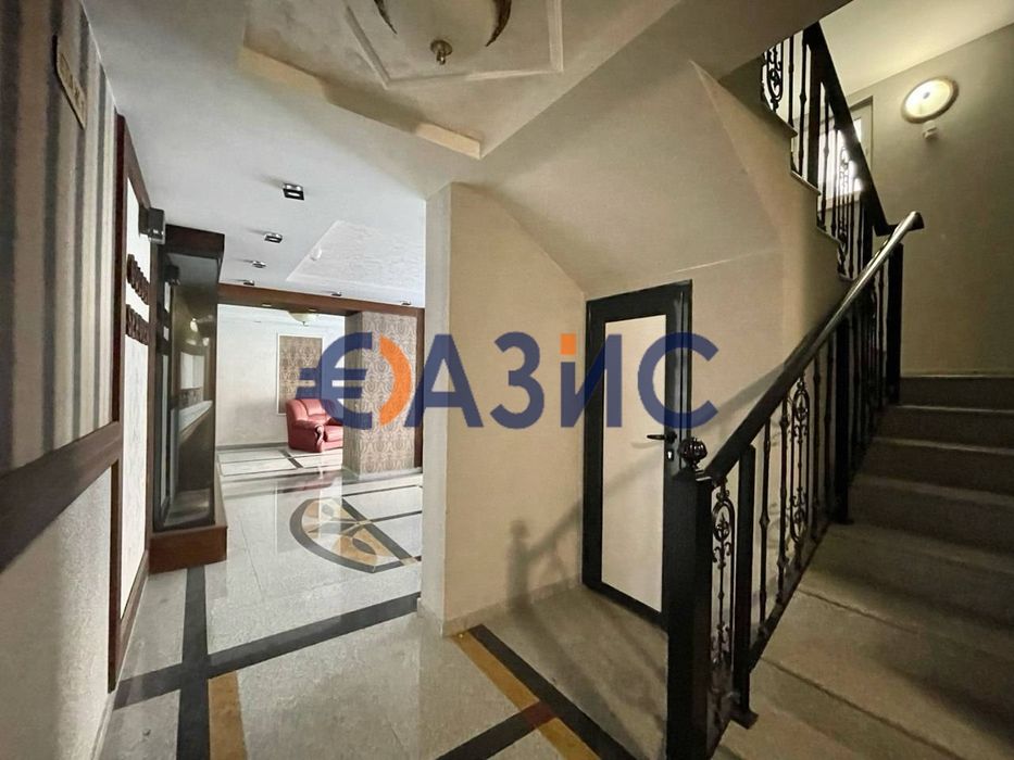 Продава се Двустаен апартамент в Поморие - 61 кв.м за 1968 €/кв.м - Снимка #10