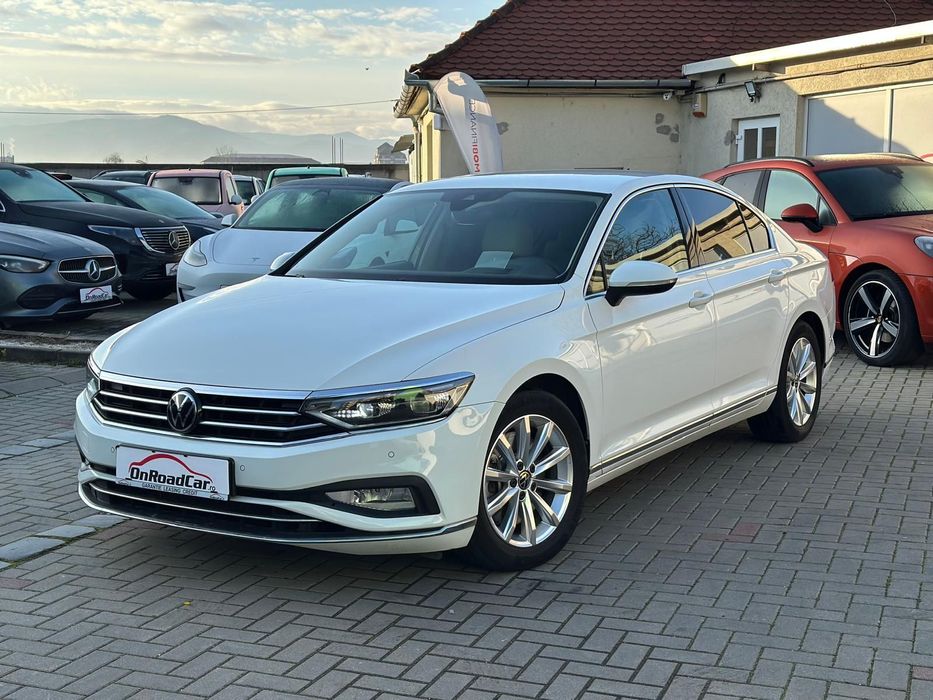 Volkswagen Passat 272CP• 4Motion• Matrix Led• Head-Up•ACC•Garantie Finantare