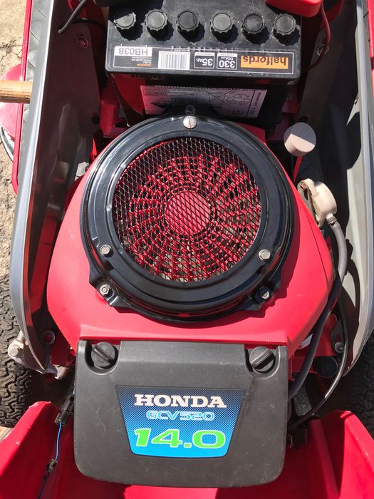 Тракторна косачка COUNTAX  HONDA 14.5 hp двуцилиндров