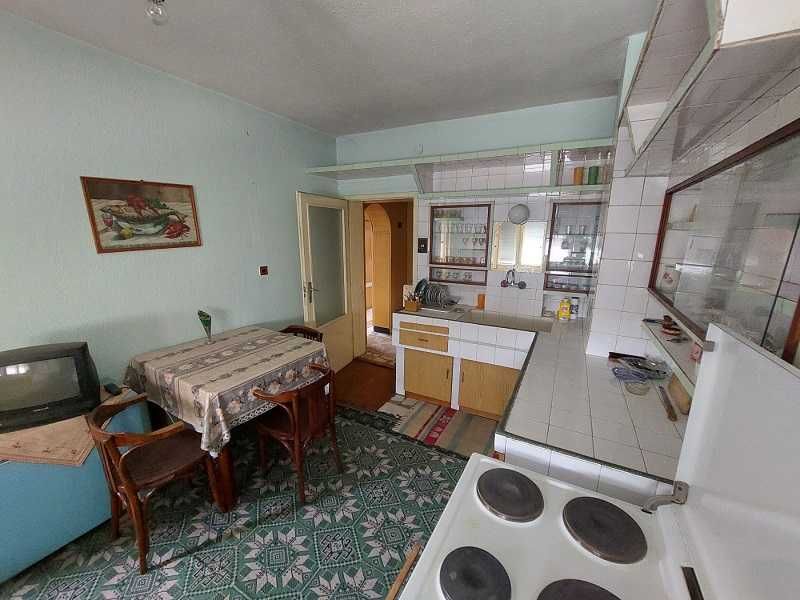 Продава се Етаж от къща в Пловдив, Прослав - 119 кв.м за 1345 €/кв.м - Снимка #3