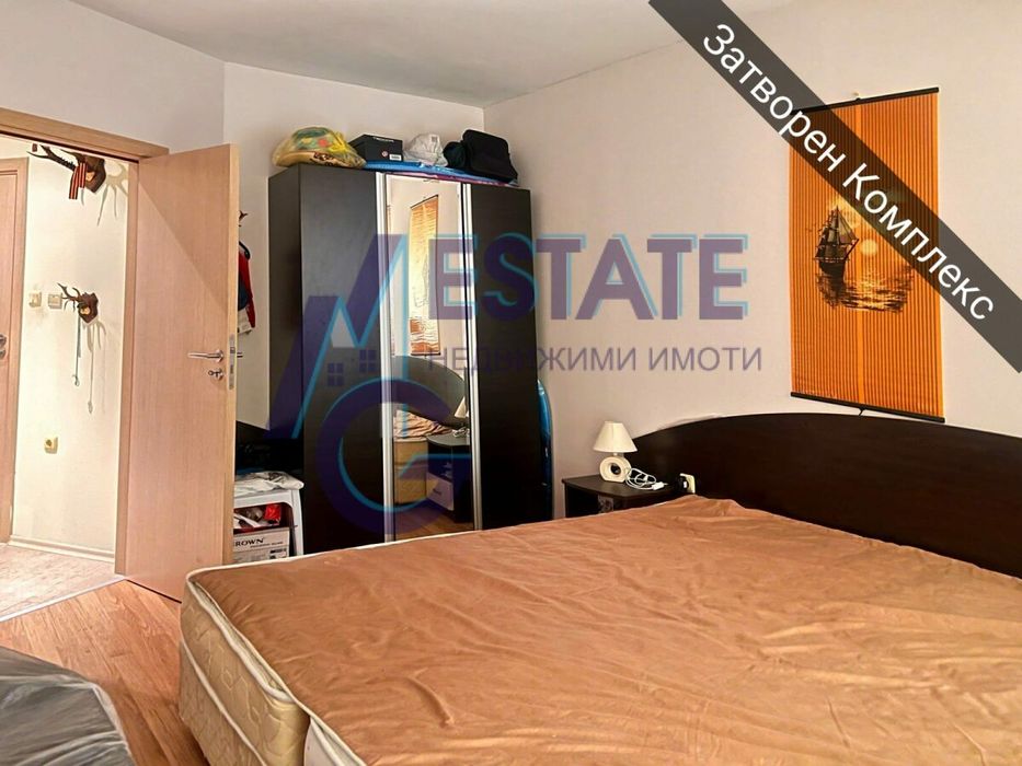 Двустаен апартамент на първа линия море в Царево.