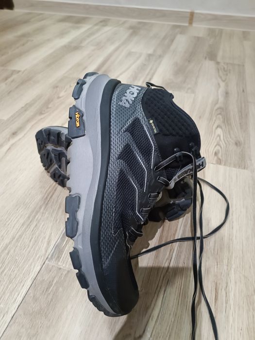 Hoka one one size 44/28cm.gore-tex mega grip