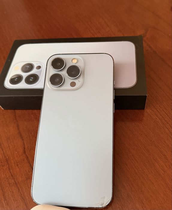 Продам Iphone  13 Pro