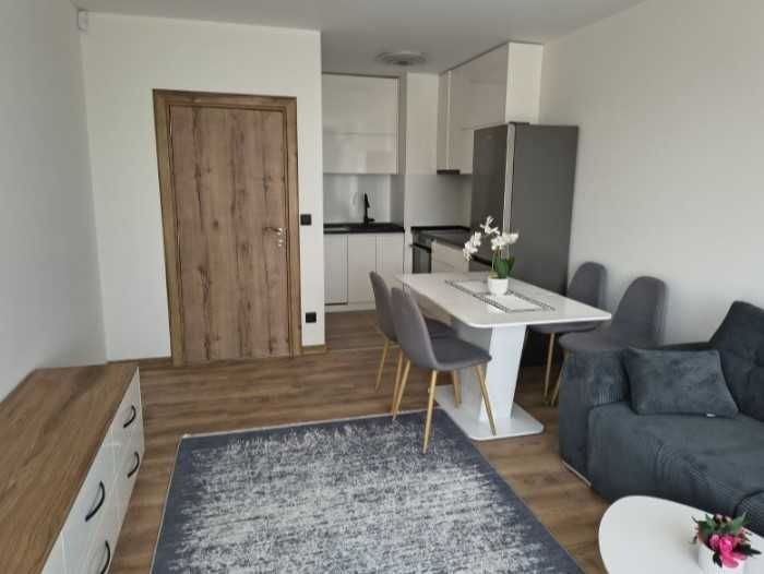 Дава се под наем Двустаен апартамент в София, Център - 61 кв.м за 750 € - Снимка #1