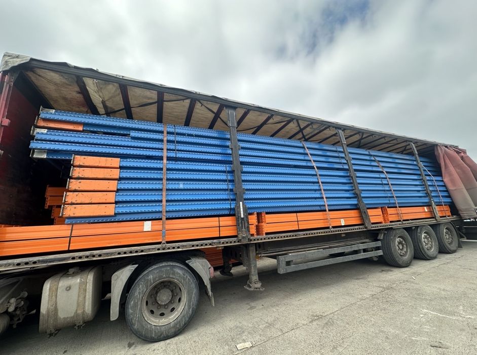 Rafturi metalice industriale reglabile 
Avem orice dimensiuni livram i